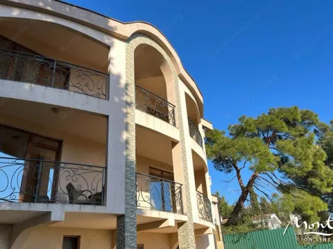 Prodaja, kuća, 200m2, Bar Prodaja, kuća, 200m2, Bar