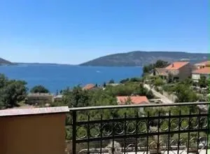 Prodaja, dvosoban stan, 88m², Zelenika, Herceg Novi