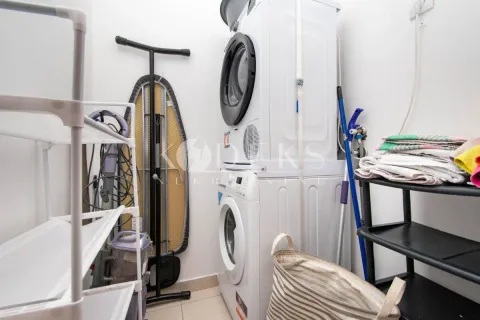 Izdavanje, trosoban stan, 109m², City Kvart, Podgorica - image 8