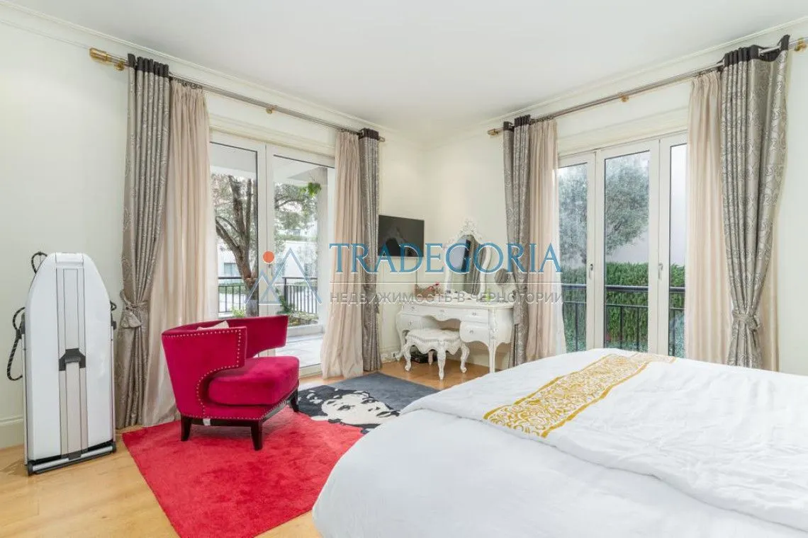 Prodaja, dvosoban stan, 122m², Tivat, Crna Gora