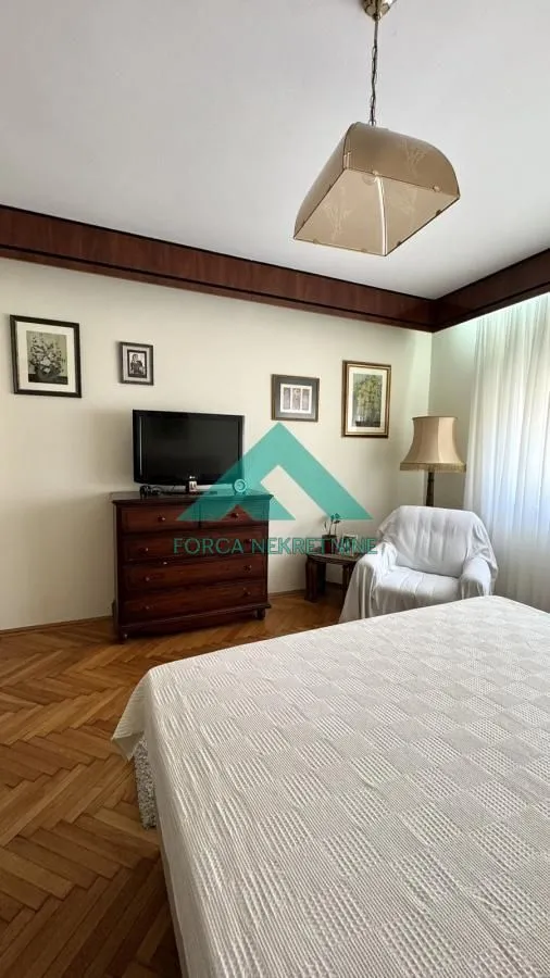 Prodaja, dvosoban stan, 62m², Slavija, Vračar Sve Podlokacije