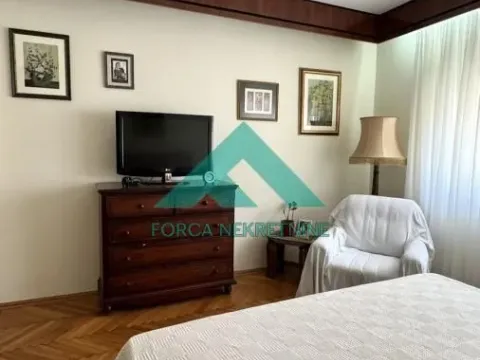 Prodaja, dvosoban stan, 62m², Slavija, Vračar Sve Podlokacije - image 8