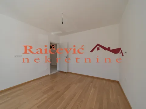 Prodaja, trosoban stan, 95m², Grocka, Beograd - image 20