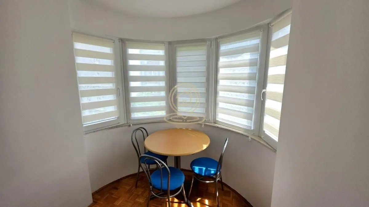 Rent, two bedroom apartment, 46m², Savski Venac, Beograd