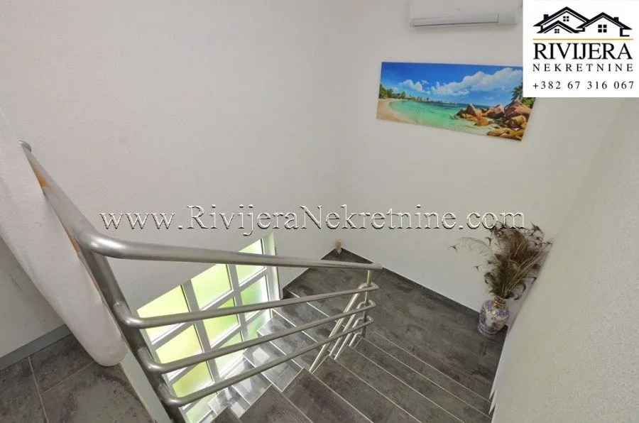 Prodaja, kuća, 331m², Igalo, Herceg Novi