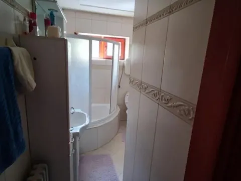 Prodaja, kuća, 204m², Višnjička Banja, Palilula Sve Podlokacije - image 9