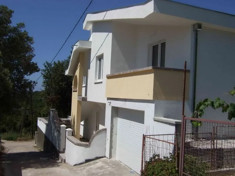 Sale, house, 215m², Utjeha, Bar
