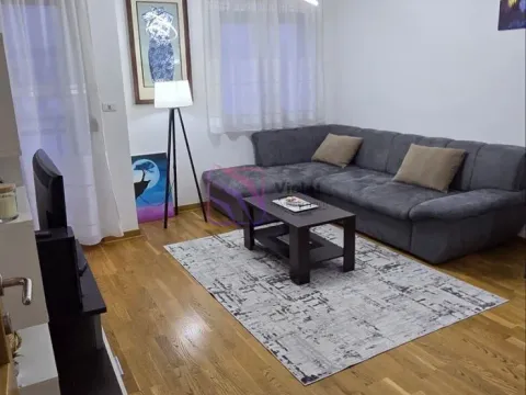 Izdavanje, jednosoban stan, 43m², City Kvart, Podgorica - image 3