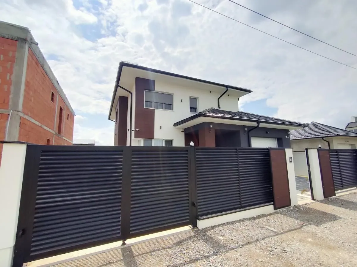 Prodaja, kuća, 200m², Veternik, Novi Sad Sve Podlokacije