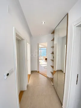 Izdavanje, dvosoban stan, 80m², Tivat, Crna Gora - image 7