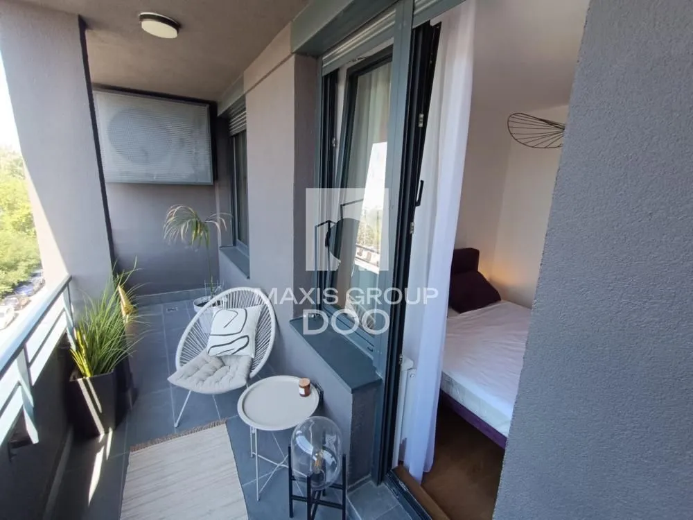 Prodaja, trosoban stan, 82m², Novi Beograd Sve Podlokacije, Beograd