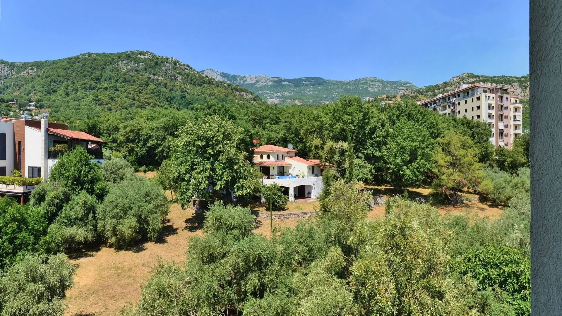 Prodaja, dvosoban stan, 65m², Maine, Budva