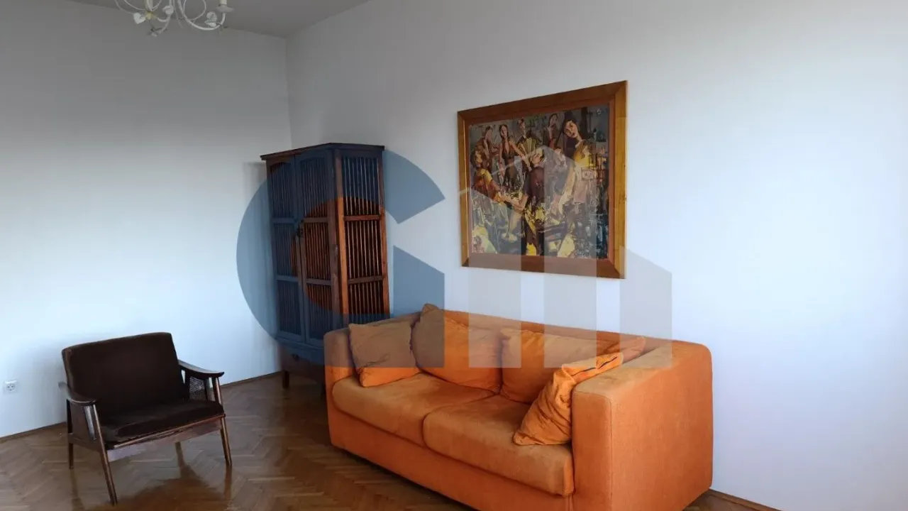 Prodaja, dvosoban stan, 84m², Stari Grad, Beograd