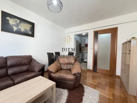 Izdavanje, dvosoban stan, 55m², Stari Aerodrom, Podgorica - image 8