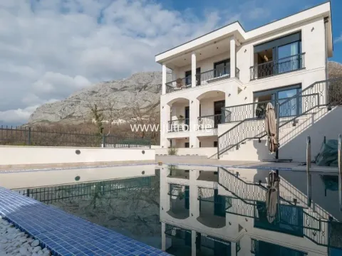 Prodaja, kuća, 217m², Rijeka Reževići, Budva - image 37
