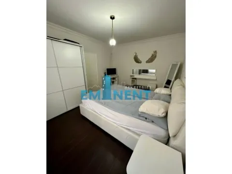 Rent, two bedroom apartment, 64m², Savski Venac, Beograd - image 7