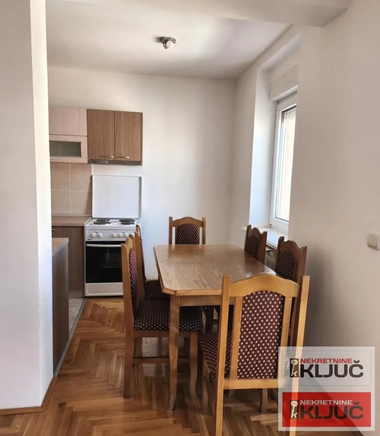 Izdavanje, jednosoban stan, 56m², Grbavica, Novi Sad Sve Podlokacije