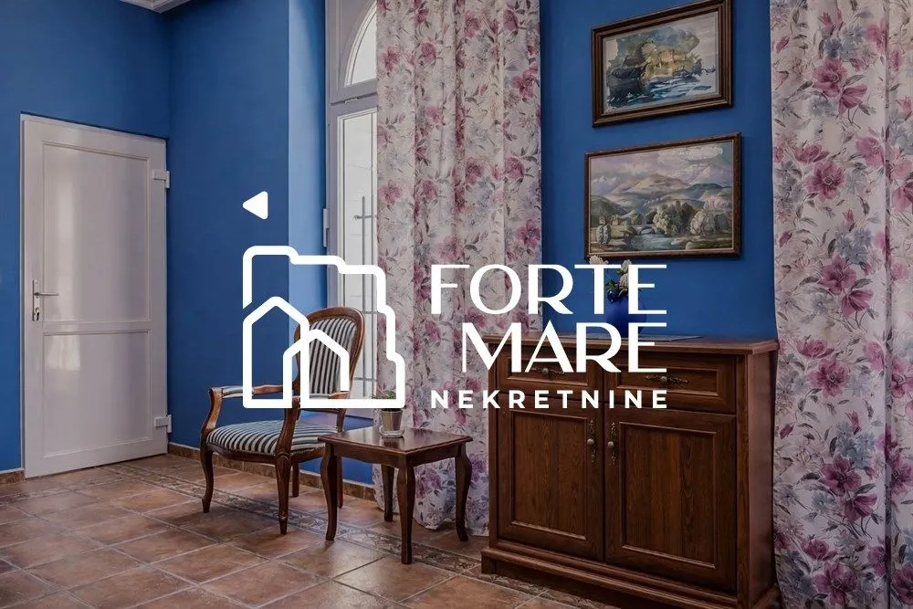 Prodaja, kuća, 111m², Igalo, Herceg Novi