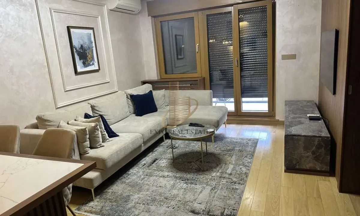 Izdavanje, trosoban stan, 60m², Južni Bulevar, Vračar Sve Podlokacije