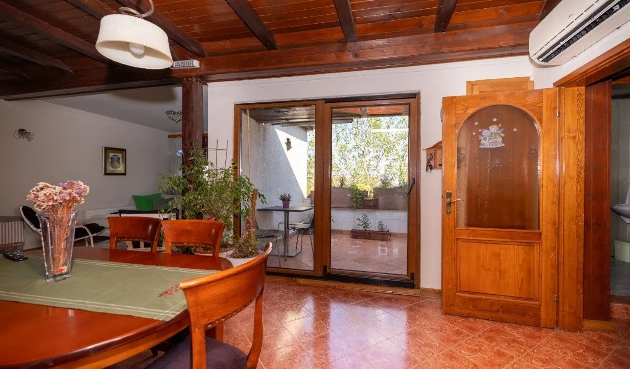 Rent, three bedroom apartment, 108m², Autobuska stanica, Podgorica