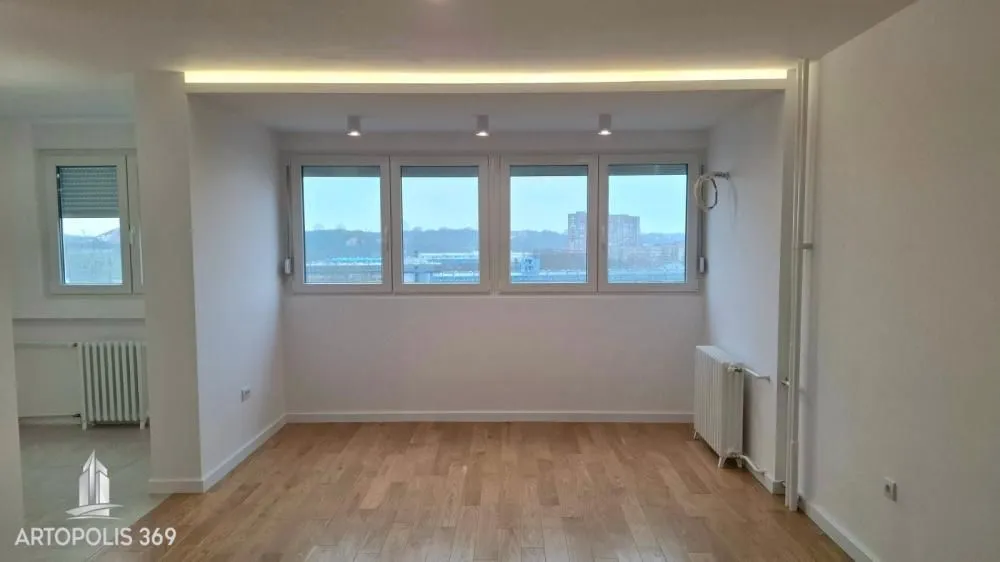 Prodaja, četvorosoban stan, 95m², Novi Beograd Blok 37, Novi Beograd Sve Podlokacije