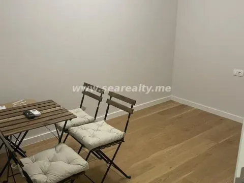 Izdavanje, dvosoban stan, 67m², Radanovići, Kotor - image 15