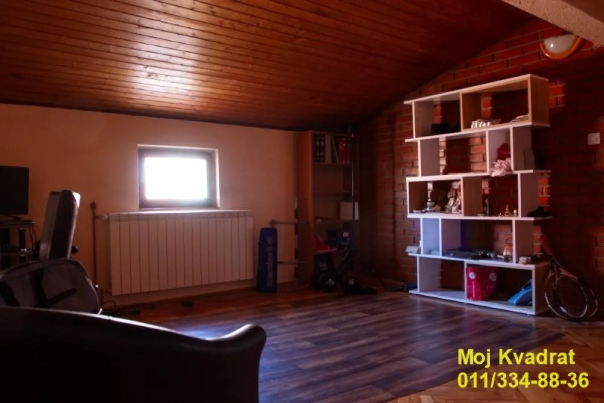 Sale, apartment, 177m², Čukarica, Beograd