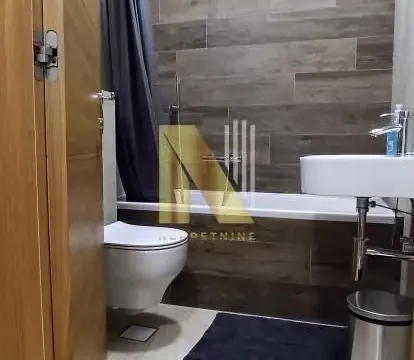 Izdavanje, dvosoban stan, 37m², Centar, Novi Sad - image 5