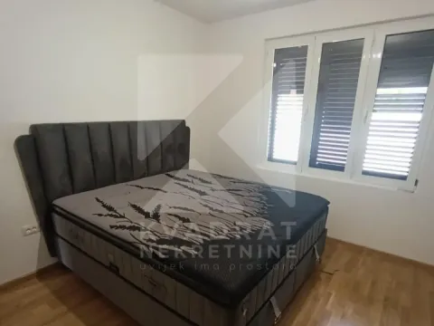 Izdavanje, dvosoban stan, 80m², Gintaš, Podgorica - image 9