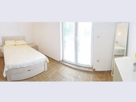 Izdavanje, jednosoban stan, 40m², Marići, Tivat - image 3