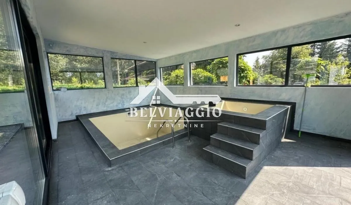 Prodaja, kuća, 150m², Grad, Kotor