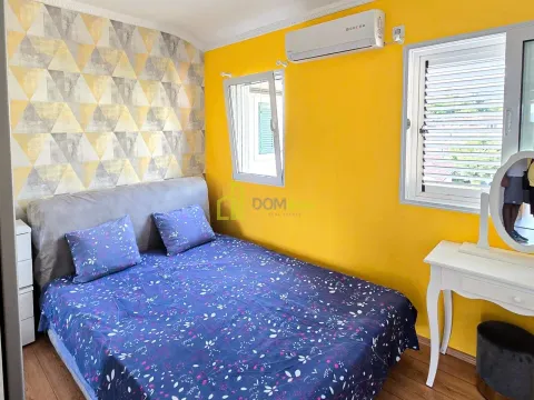 Rent, one bedroom apartment, 50m², Centar, Tivat - image 7