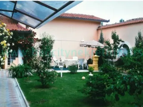 Prodaja, kuća, 350m², Centar Sve Podlokacije, Beograd - image 6