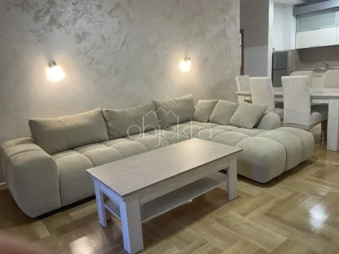 Izdavanje, stan, 84m², Tivat, Crna Gora - image 4