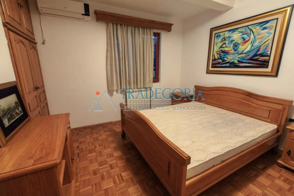 Prodaja, kuća, 400m², Bar, Crna Gora