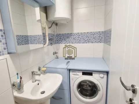 Izdavanje, dvosoban stan, 68m², City Kvart, Podgorica - image 9