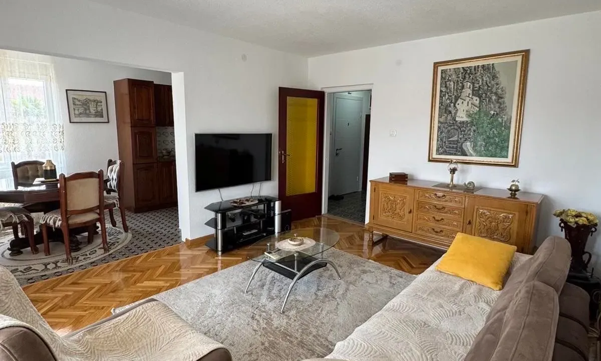Rent, two bedroom apartment, 75m², Gornja Gorica, Podgorica