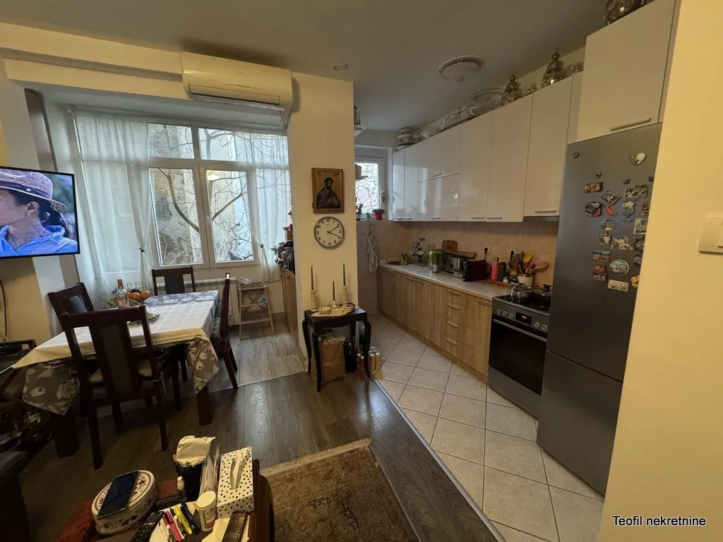 Prodaja, trosoban stan, 73m², Palilulska Pijaca, Palilula Sve Podlokacije
