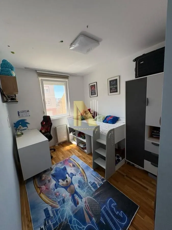 Prodaja, trosoban stan, 57m², Salajka, Novi Sad Sve Podlokacije