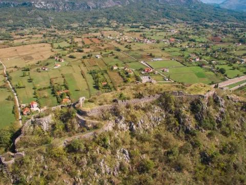 Prodaja, plac, 8000m², Jastreb, Danilovgrad - image 1