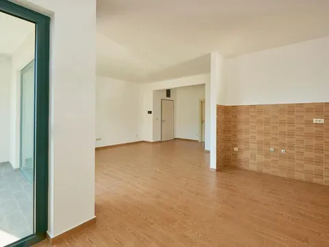 Sale, two bedroom apartment, 63m², Bečići, Budva - image 12