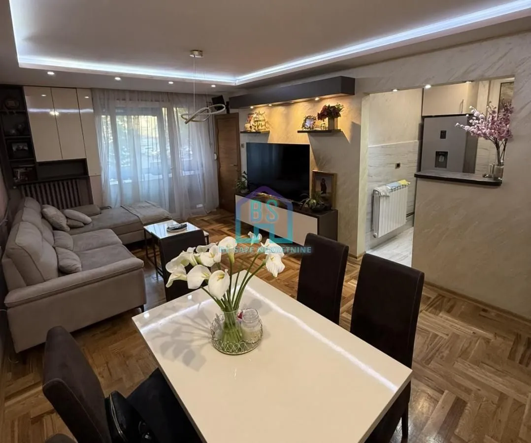 Prodaja, dvosoban stan, 42m², Kej, Novi Sad Sve Podlokacije
