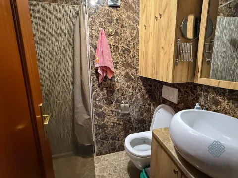 Izdavanje, dvosoban stan, 60m², Kod Big Fashion-a, Podgorica - image 9