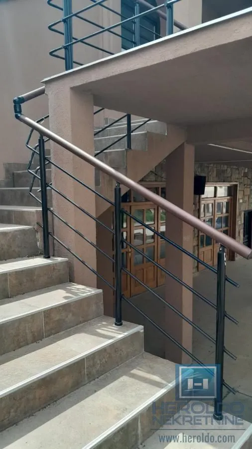 Prodaja, ugostiteljski objekat, 1500m², Donji Krčin, Varvarin