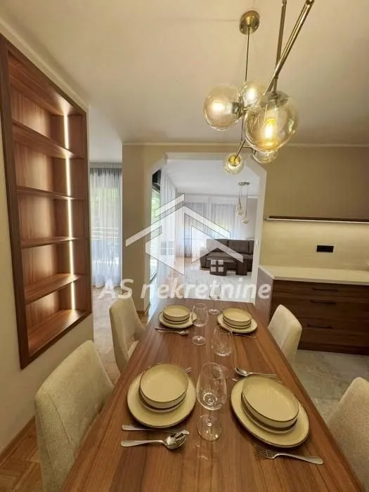 Rent, four bedroom apartment, 86m², Čukarica, Beograd