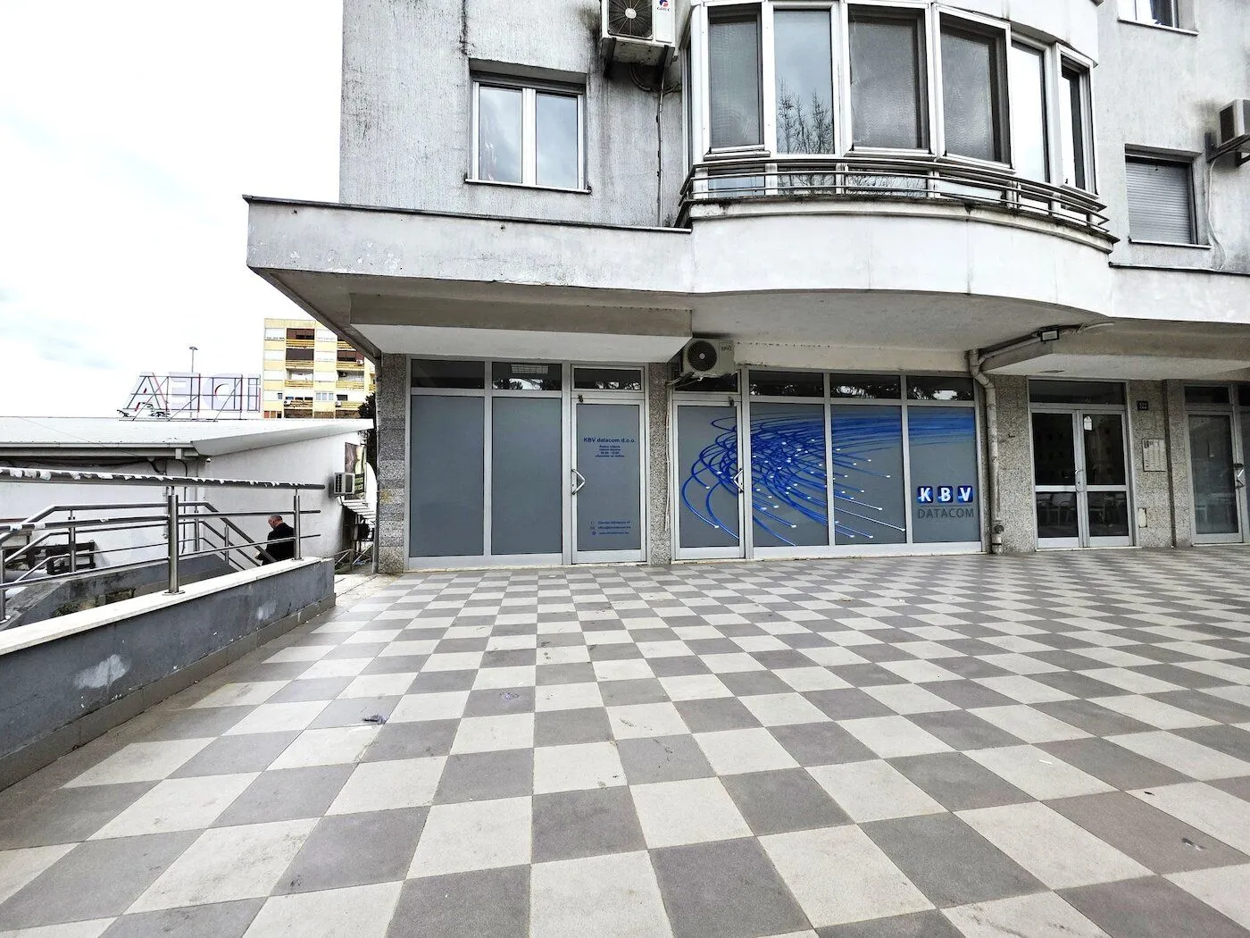 Rent, office space, 65m², Pobrežje, Podgorica