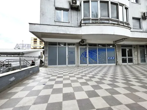 Rent, office space, 65m², Pobrežje, Podgorica - image 7