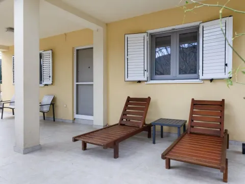 Rent, house, 111m², Lastva Grbaljska, Kotor - image 8