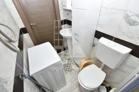 Rent, one bedroom apartment, 37m², Drač, Podgorica - image 8