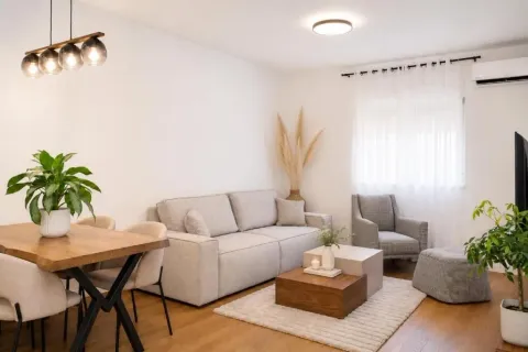 Rent, one bedroom apartment, 46m², Stari Aerodrom, Podgorica - image 1